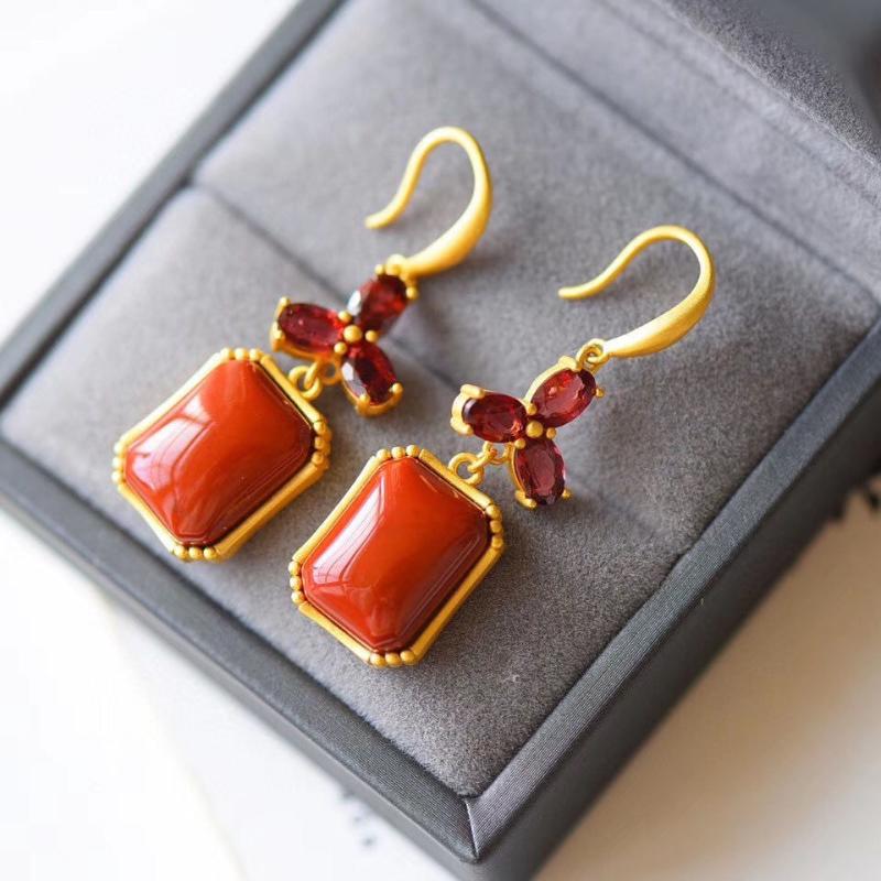 New silver inlaid with natural Enamel porcelain Agate Crystal Earrings Chinese classical charm minority design women's jewelry
New silver inlaid with natural Enamel porcelain Agate Crystal Earrings Chinese classical charm minority design women's jewelry