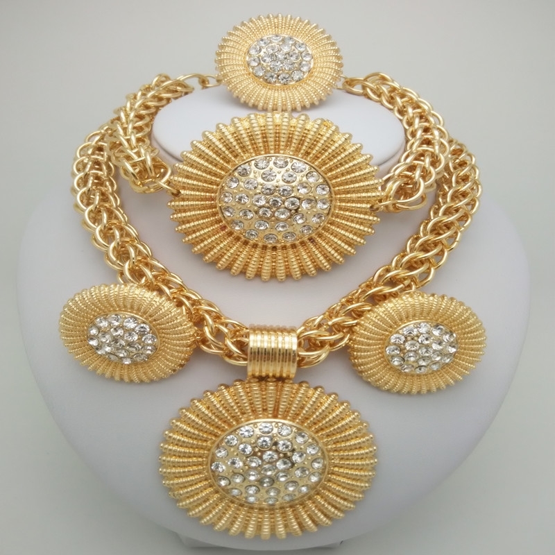 Kingdom Ma Gold Color Jewelry Sets African Costume Zinc Alloy Jewelry Set Nigerian Wedding African Beads Pearl Big Jewelry Sets 201222
Kingdom Ma Gold Color Jewelry Sets African Costume Zinc Alloy Jewelry Set Nigerian Wedding African Beads Pearl Big Jewelry Sets 201222