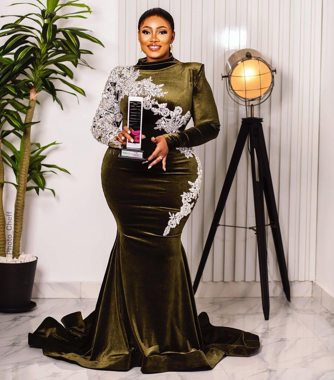 2022 Plus Size Arabic Aso Ebi Lace Beaded Mermaid Prom Dresses High Neck Velvet Evening Formal Party Second Reception Birthday Engagement Gowns Dress 