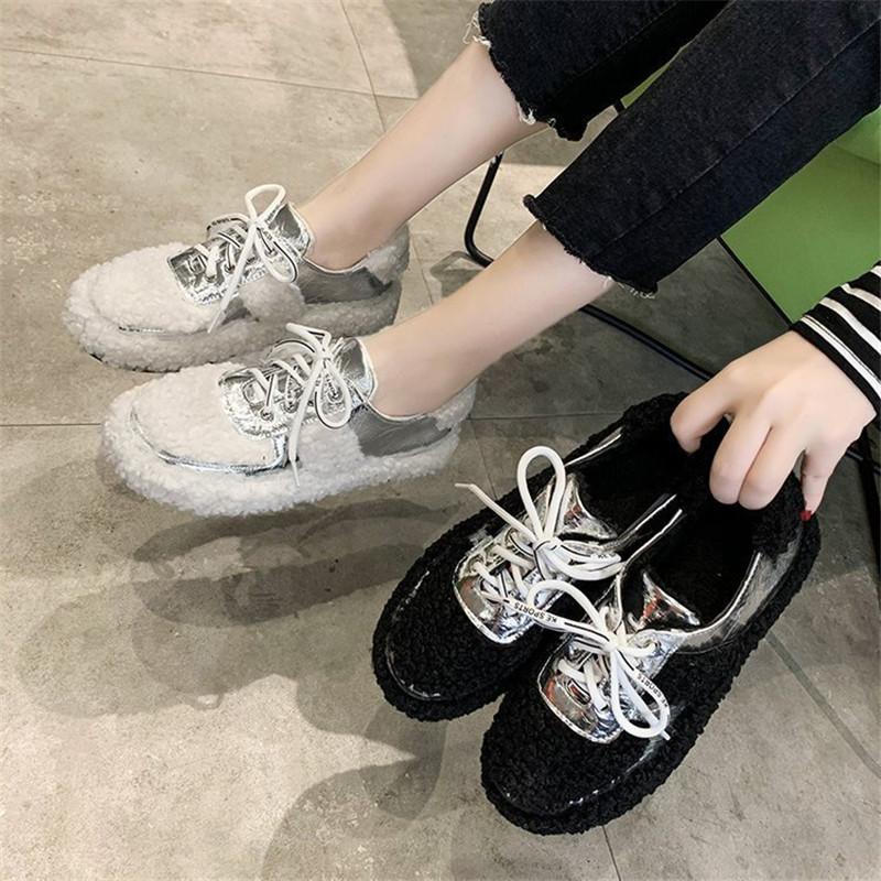 2020 winter Hot brand silvery Suede Snow Boots Women Low top Lace Up Flat Short Boots Comfortable Wool Winter Shoes Ankle, 1 white
2020 winter Hot brand silvery Suede Snow Boots Women Low top Lace Up Flat Short Boots Comfortable Wool Winter Shoes Ankle, 1 white