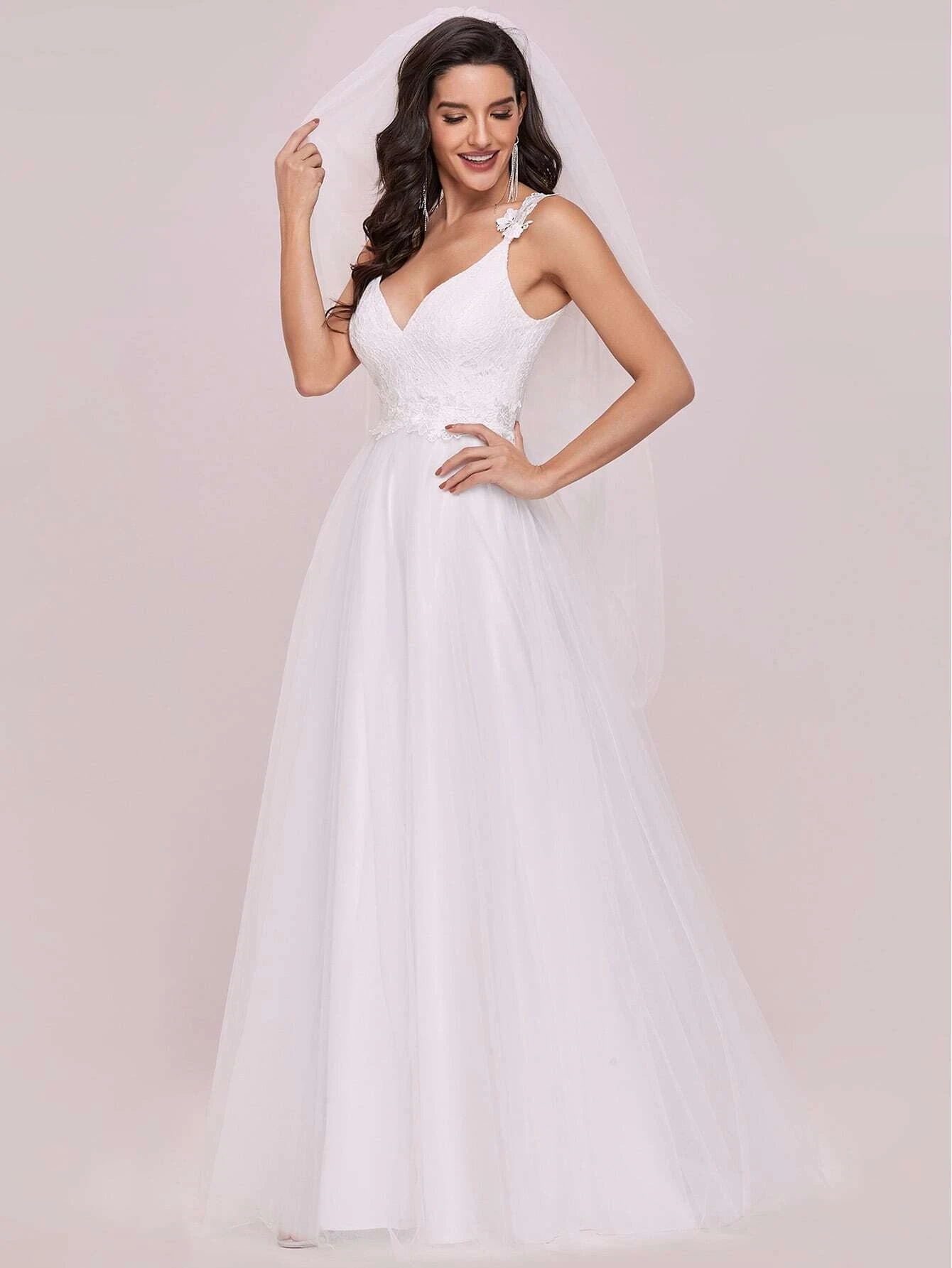 Bridal Gown 2022 A-line Lace Tulle Wedding Dress V-neck Straps Backless Simple vestidos de noiva robe de mariee