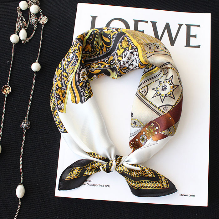 Multi Function Real Silk Scarves For Women 53*53cm Chic Lady's Scarf Female Career Neckerchief Fashion Scarfs Shawl Wrap Hijab Headscarf Hariband Bandeau
Multi Function Real Silk Scarves For Women 53*53cm Chic Lady's Scarf Female Career Neckerchief Fashion Scarfs Shawl Wrap Hijab Headscarf Hariband Bandeau