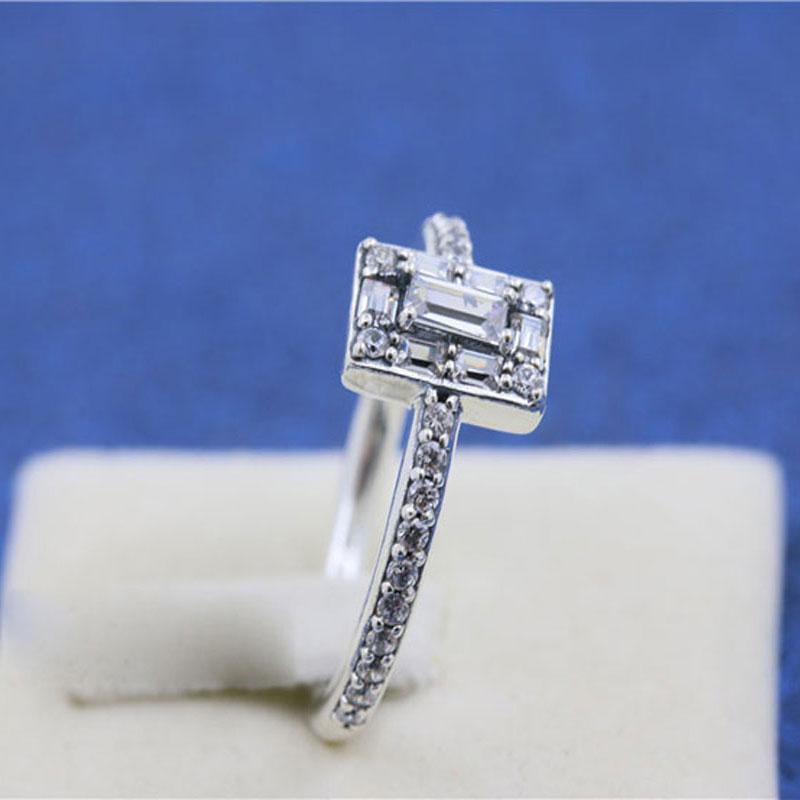 Factory wholesale 925 Sterling Silver Luminous Ice Ring with Cubic Zirconia Stones Fit Jewelry Engagement Wedding Lovers Fashion Ring
Factory wholesale 925 Sterling Silver Luminous Ice Ring with Cubic Zirconia Stones Fit Jewelry Engagement Wedding Lovers Fashion Ring