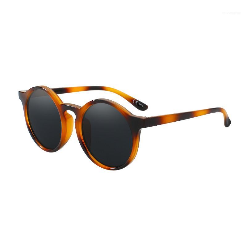 Classic Round Vintage Sunglasses Women Brand Designer Female Glasses Retro Fashion Sunglasses Top Quality UV401
Classic Round Vintage Sunglasses Women Brand Designer Female Glasses Retro Fashion Sunglasses Top Quality UV401