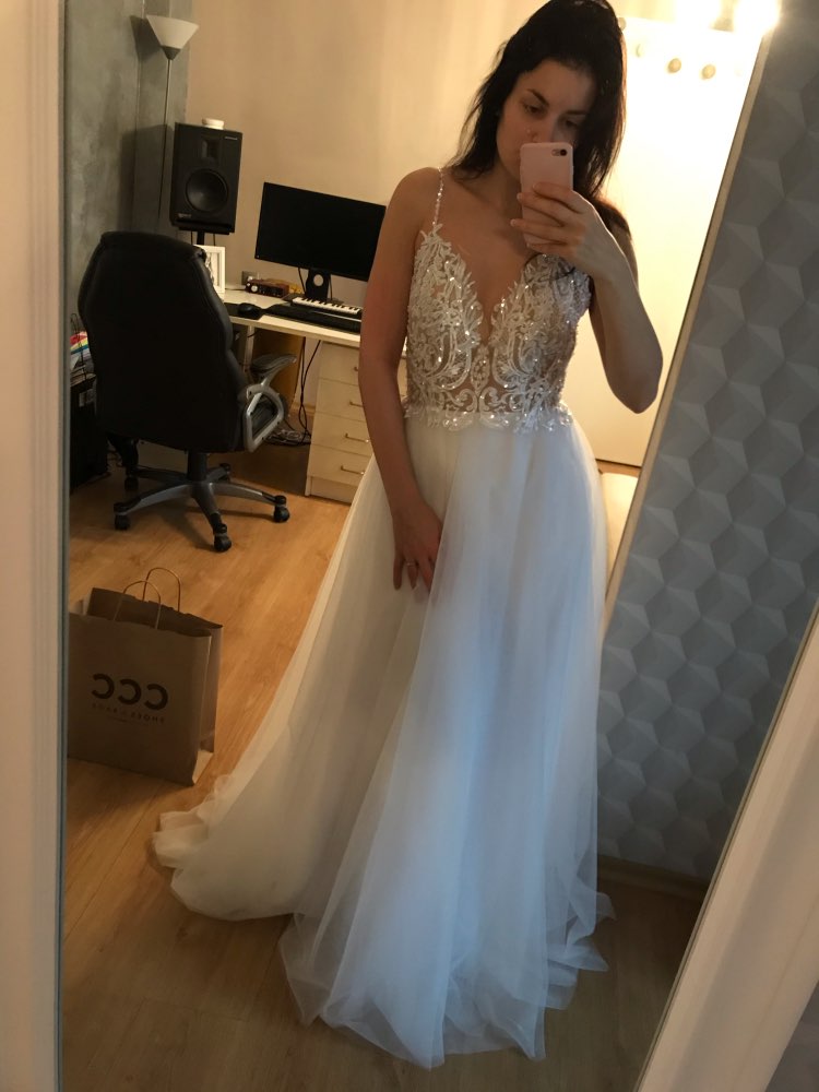 Bohemian Hippie Wedding Dresses 2021 with A-line Spaghetti Straps Backless Plus Size Toddler Beach Bridal Gowns Lace Top Sexy