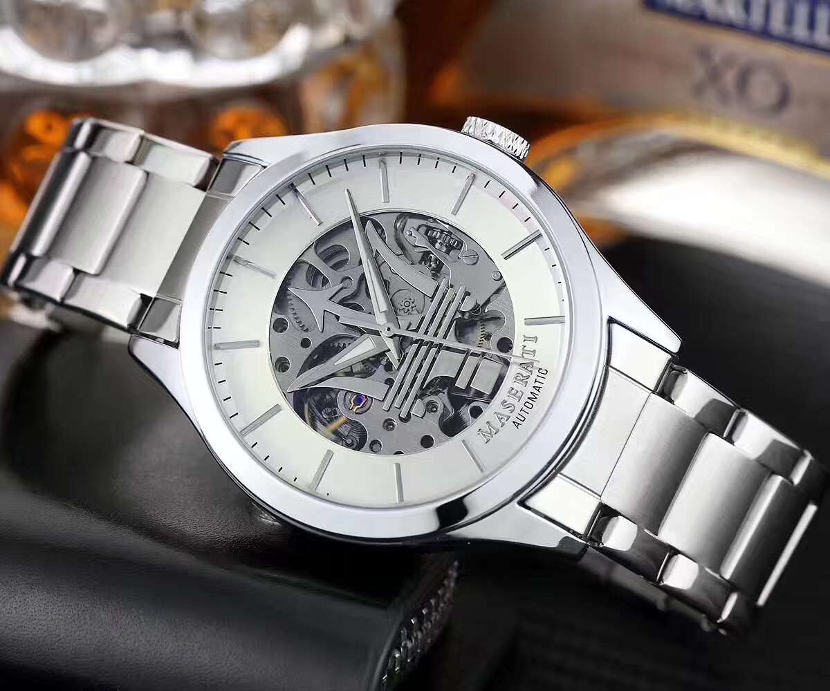new spot quick selling popular wechat men's instant steel band watch factory direct sales, Slivery;brown
new spot quick selling popular wechat men's instant steel band watch factory direct sales, Slivery;brown