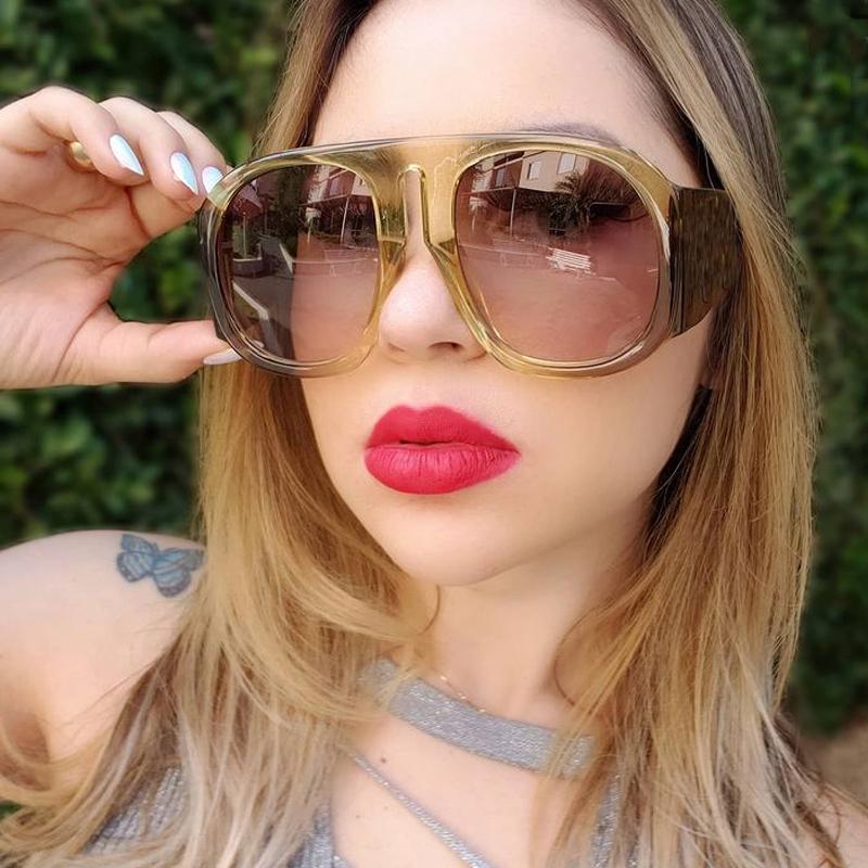 2021 Unique Double Color Frame Oversize Square Sunglasses For Women Vintage Wide Leg Gradient Sun Glasses Men Retro Punk Eyewear
2021 Unique Double Color Frame Oversize Square Sunglasses For Women Vintage Wide Leg Gradient Sun Glasses Men Retro Punk Eyewear
