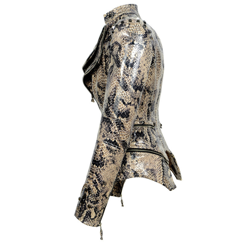 LANMREM High Street Double-layer Collar Snake Print Coat For Women Print Rivet Zipper short style Jacket Slim Female Coat YJ623 201017