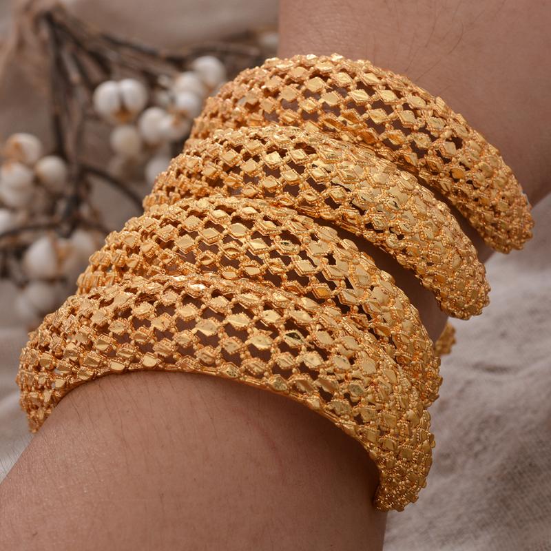 Bangle 4pcs/Set Dubai Bangles Ethiopian Gold Color Cuff For Women Bride Wedding Bracelet African Arab Jewelry Middle East, Black
Bangle 4pcs/Set Dubai Bangles Ethiopian Gold Color Cuff For Women Bride Wedding Bracelet African Arab Jewelry Middle East, Black