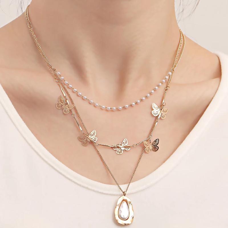 Chains Fashion Irregular Metal Pendant Casual Butterfly Multi-layer Necklace Accessories For Women
Chains Fashion Irregular Metal Pendant Casual Butterfly Multi-layer Necklace Accessories For Women