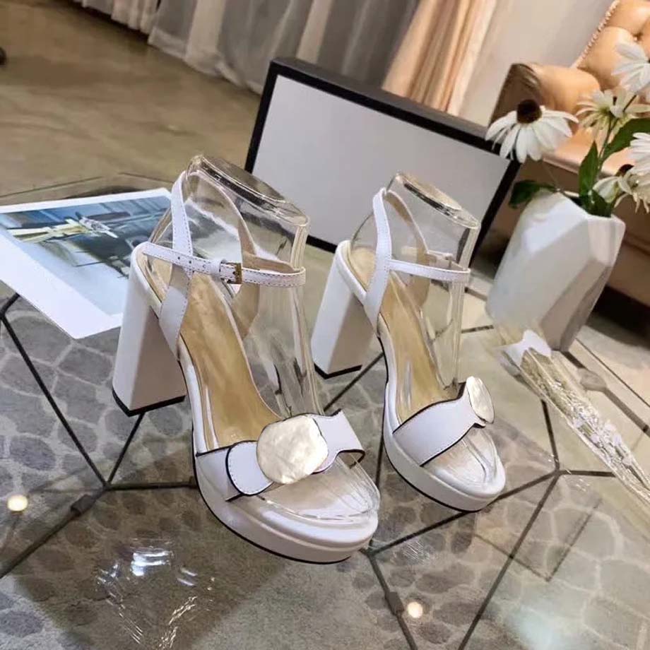 Classics Women shoes Sandals fashion Beach Thick bottom slippers Alphabet lady Sandals Leather High heel shoes slides 25, #1
Classics Women shoes Sandals fashion Beach Thick bottom slippers Alphabet lady Sandals Leather High heel shoes slides 25, #1