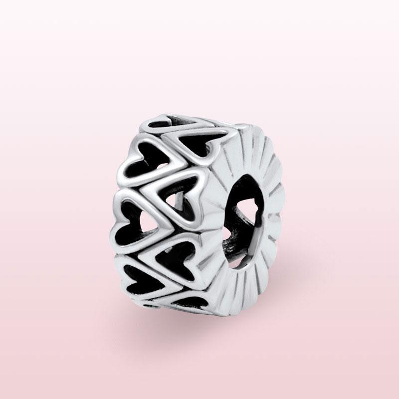 Factory wholesale 2022 Spring 925 Sterling Silver Openwork Freehand Heart Spacer Charm Bead For European Jewelry Charm Bracelets
Factory wholesale 2022 Spring 925 Sterling Silver Openwork Freehand Heart Spacer Charm Bead For European Jewelry Charm Bracelets