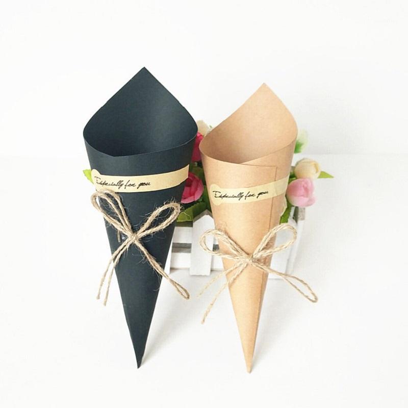 10pcs/lot Gift Wrapping Paper 15*15cm Creative Vintage DIY Christmas Birthday Wedding Favors Kraft Paper Cones Candy Boxes1
10pcs/lot Gift Wrapping Paper 15*15cm Creative Vintage DIY Christmas Birthday Wedding Favors Kraft Paper Cones Candy Boxes1
