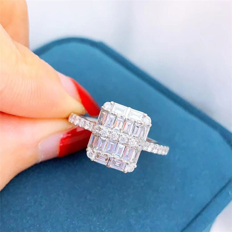 2020 Top Sell High Quality Brand New Luxury Jewelry 925 Sterling Silver Full Princess Cut White Topaz Diamond Gemstones Women Wedding Ring