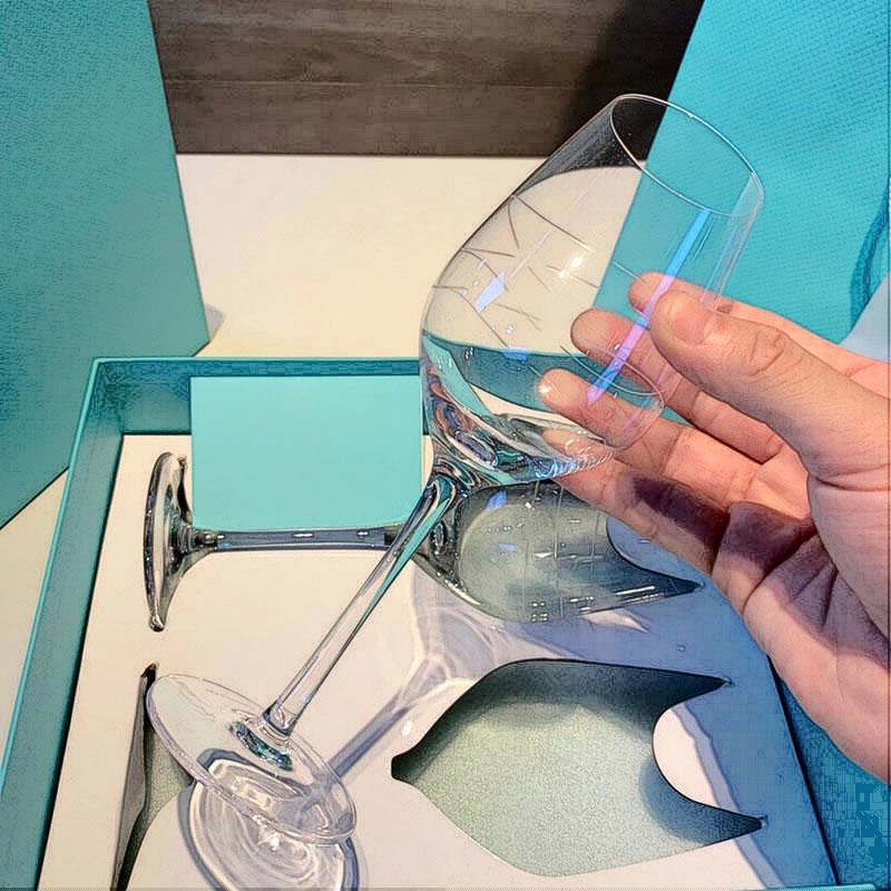Crystal glass mug Champagne Cup goblet wine wedding birthday present with gift box
Crystal glass mug Champagne Cup goblet wine wedding birthday present with gift box