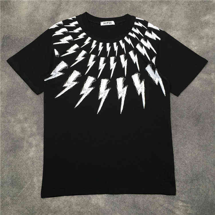 New luxury Men Graffiti NEIL BARRETT thunderbolt T Shirts T-Shirt Hip Hop Skateboard Parkour Street Cotton T-Shirts Tee Top D267 G1229
New luxury Men Graffiti NEIL BARRETT thunderbolt T Shirts T-Shirt Hip Hop Skateboard Parkour Street Cotton T-Shirts Tee Top D267 G1229