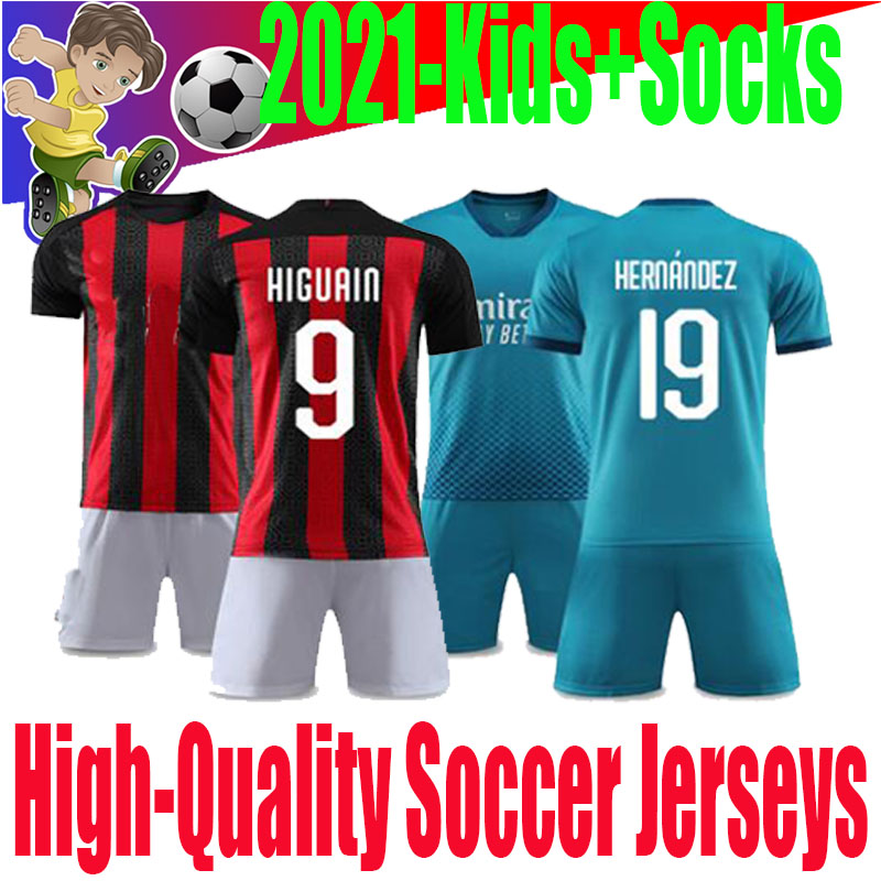 20 21 best quality kids Shirt Ibrahimovic Milan children's Short Sleeve jerseyhome youth sports home away game football shirt free socks., Black
20 21 best quality kids Shirt Ibrahimovic Milan children's Short Sleeve jerseyhome youth sports home away game football shirt free socks., Black