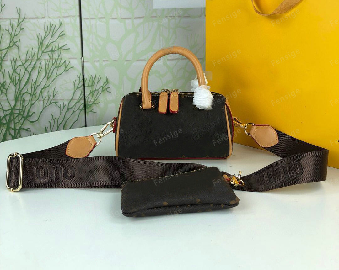 MINI Boston Bags 2 IN 1 Portable Shoulder Bag luxury designers Womens Pillow Essential Handbag Crossbody Bags speedy with purse 68025, Other options
MINI Boston Bags 2 IN 1 Portable Shoulder Bag luxury designers Womens Pillow Essential Handbag Crossbody Bags speedy with purse 68025, Other options