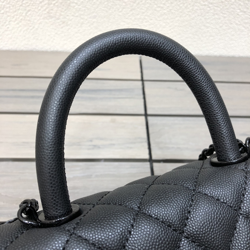 Early spring collection Small particles ball Grain leather 92990 graceful bag loulou bag
Early spring collection Small particles ball Grain leather 92990 graceful bag loulou bag