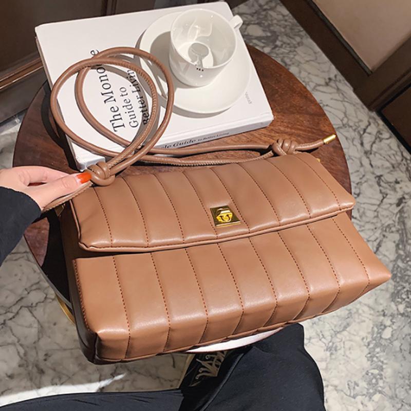Luxury Women Handbags 2021 New Fashion Shoulder Bag Designer PU Leather Crossbody Bag and Purses, Black
Luxury Women Handbags 2021 New Fashion Shoulder Bag Designer PU Leather Crossbody Bag and Purses, Black