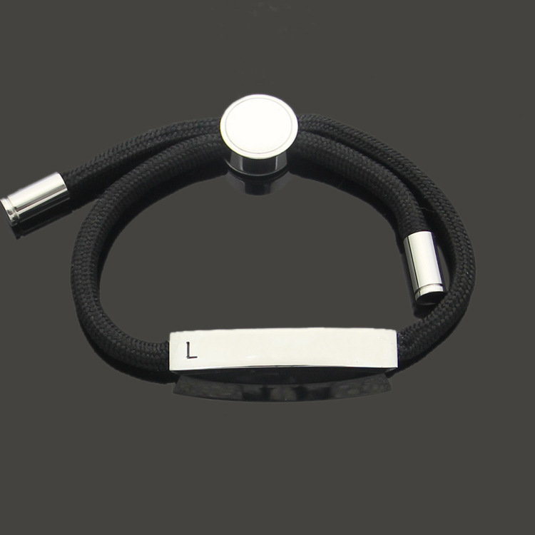 Top quality designer jewelry 2020 New classic men titanium steel black red bracelet lover couple jewelry Christmas Gift with box set
Top quality designer jewelry 2020 New classic men titanium steel black red bracelet lover couple jewelry Christmas Gift with box set