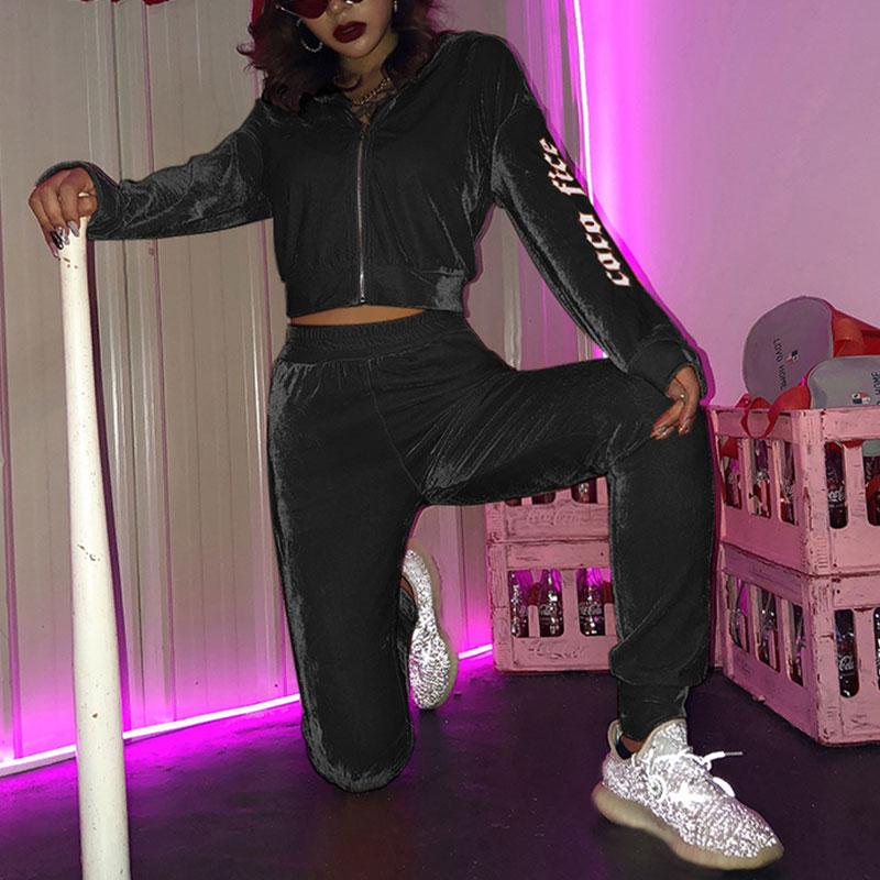 Women Velvet Jogging Suits Two Piece Set Zipper Hooded Long Sleeve Short Top Sweatpants Slim Workout Sportswear Ropa Deportiva, Black
Women Velvet Jogging Suits Two Piece Set Zipper Hooded Long Sleeve Short Top Sweatpants Slim Workout Sportswear Ropa Deportiva, Black