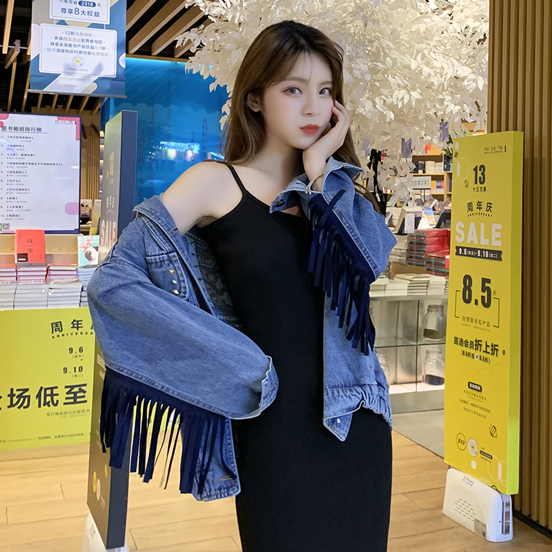 Seiwnibu Punk Boho Tassel Embroidery Denim Jacket Women Blue Loose Rivet Pocket Oversize Moto Biker Female Spring Jean Jacket 201106