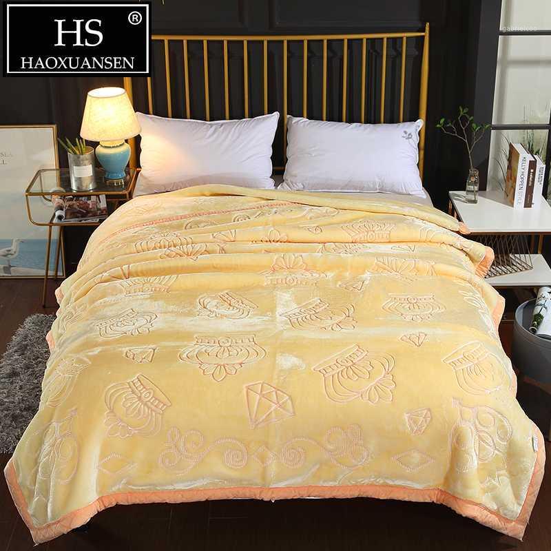 4.8 Kg Yellow Double Layer Soft Rashchel Blanket Crown Diamond Pattern Bed Cover Winter Super Warm Embossed Weighted Blanket1
4.8 Kg Yellow Double Layer Soft Rashchel Blanket Crown Diamond Pattern Bed Cover Winter Super Warm Embossed Weighted Blanket1