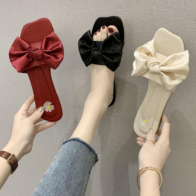 Silk Butterfly-knot women slippers flip flops summer beach shoes woman sandalias open toe ins pantuflas flat diasy flower slides, Beige
Silk Butterfly-knot women slippers flip flops summer beach shoes woman sandalias open toe ins pantuflas flat diasy flower slides, Beige