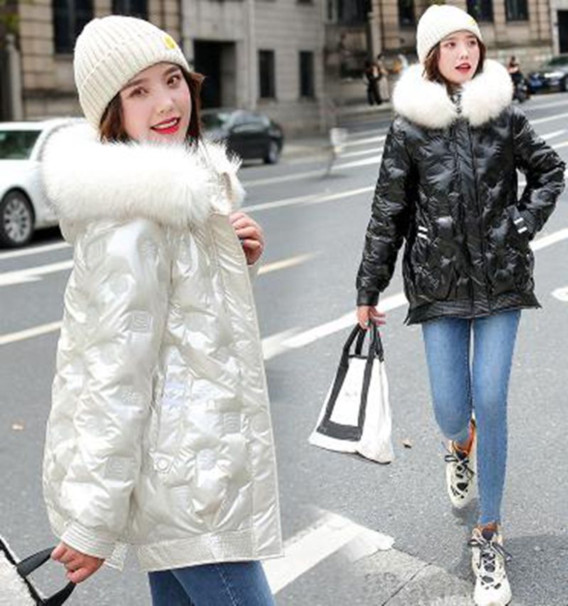 Wholesale winter new women's loose mid-length thick padded jacket with shiny fur collar, Creamy-white
Wholesale winter new women's loose mid-length thick padded jacket with shiny fur collar, Creamy-white