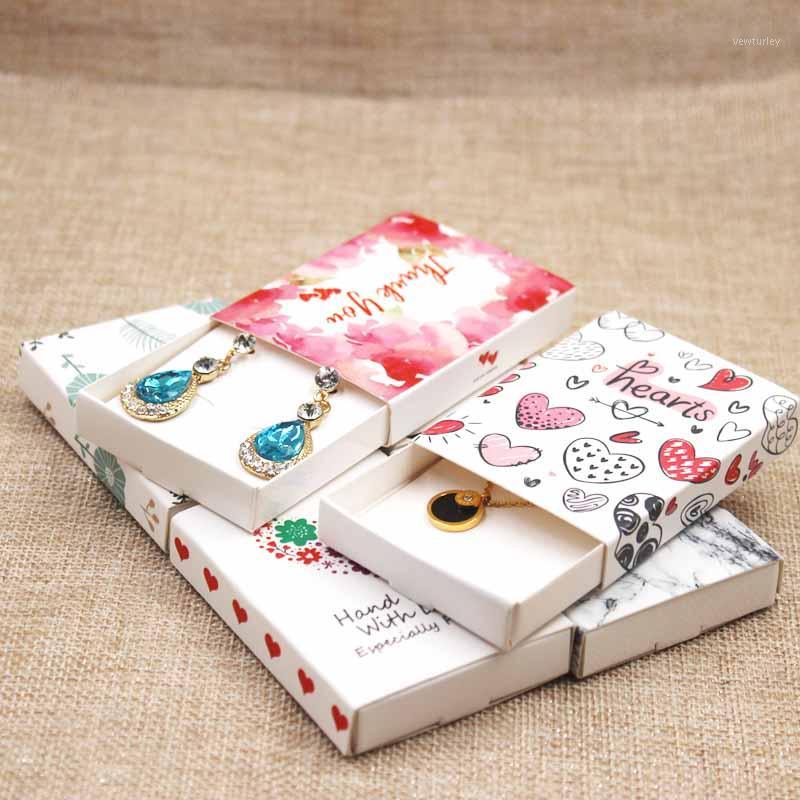 12pcs boxes +12pc inner card Dreamcatcher paper gift box handmade Jewelry packaging box UK/USA country signal gift package1
12pcs boxes +12pc inner card Dreamcatcher paper gift box handmade Jewelry packaging box UK/USA country signal gift package1