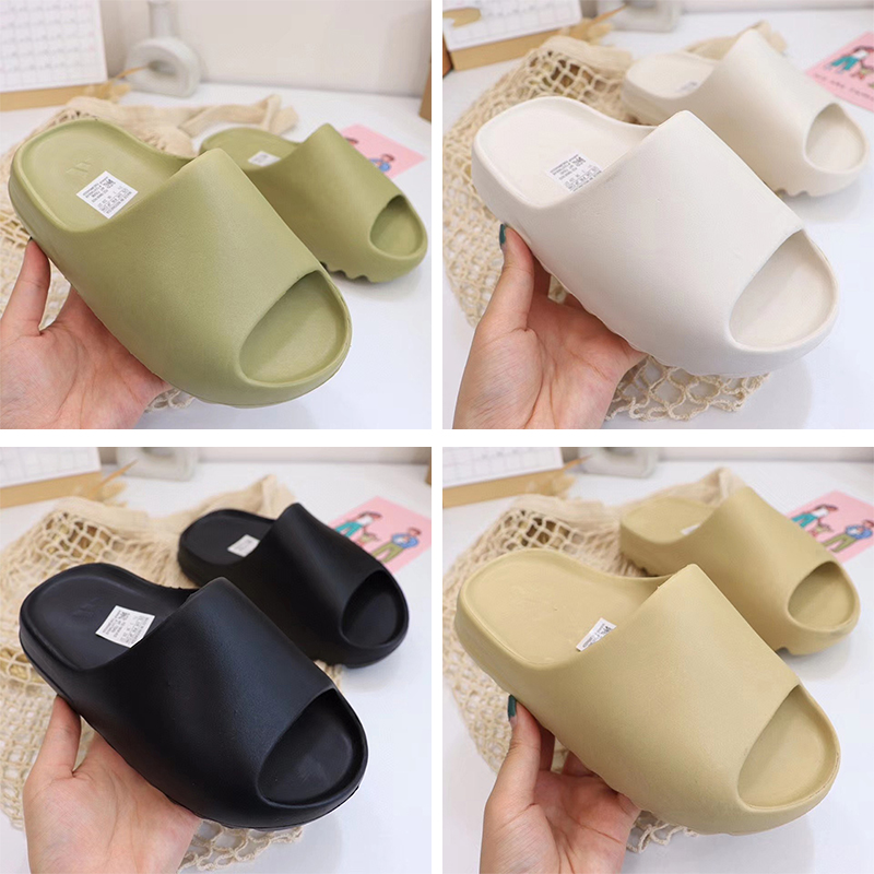 Foam Slide Runner Slipper kids shoes Clog lady sandal acoustic eva Black MXT Moon Grey Slippers boys girls Tainers bone Designer Beach Sandals
Foam Slide Runner Slipper kids shoes Clog lady sandal acoustic eva Black MXT Moon Grey Slippers boys girls Tainers bone Designer Beach Sandals
