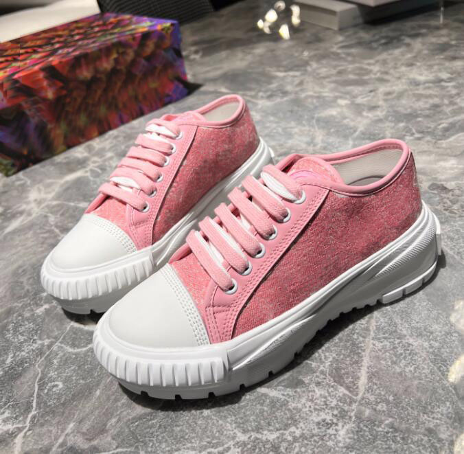 2022 Designer Luxury Casual Shoes SQUAD SNEAKER BOOT Canvas Sneakers Denim Double Laces Blue Pink Outdoor Shoes, Color 1
2022 Designer Luxury Casual Shoes SQUAD SNEAKER BOOT Canvas Sneakers Denim Double Laces Blue Pink Outdoor Shoes, Color 1