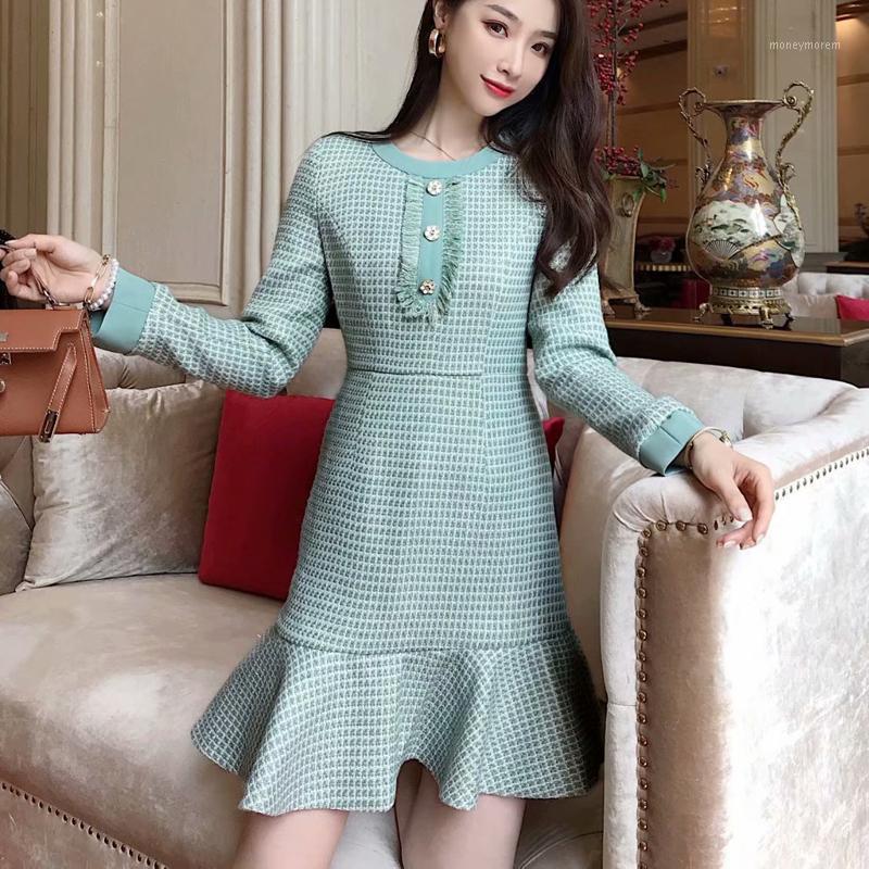 Autumn Shiny Silk Elegant Self-Cultivation Temperament Long-Sleeved Fishtail Frayed Dress High-Quality Women' Clothing1, Turquoise
Autumn Shiny Silk Elegant Self-Cultivation Temperament Long-Sleeved Fishtail Frayed Dress High-Quality Women' Clothing1, Turquoise