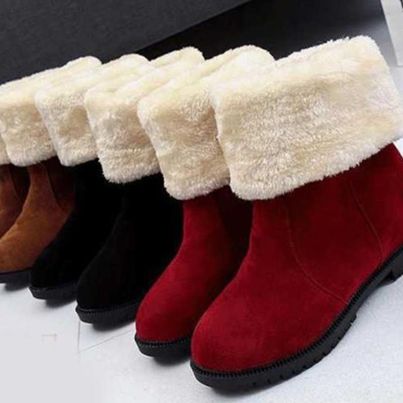 Winter retro antiskid flat bottomed women's boots gracefully thickened Plush women's short boots and 3cm heel snow, Brown
Winter retro antiskid flat bottomed women's boots gracefully thickened Plush women's short boots and 3cm heel snow, Brown