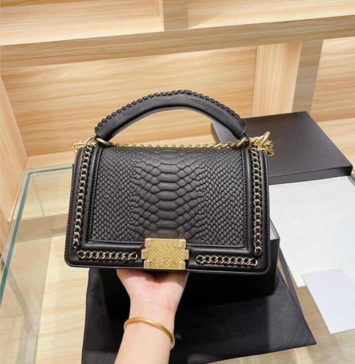 Original Luxury Designer Brand Lingge Caviar Sheepskin Serpentine Le Boy bag Top-quality Lady Women Handbag Shoulder Messenger Chain Bags
Original Luxury Designer Brand Lingge Caviar Sheepskin Serpentine Le Boy bag Top-quality Lady Women Handbag Shoulder Messenger Chain Bags
