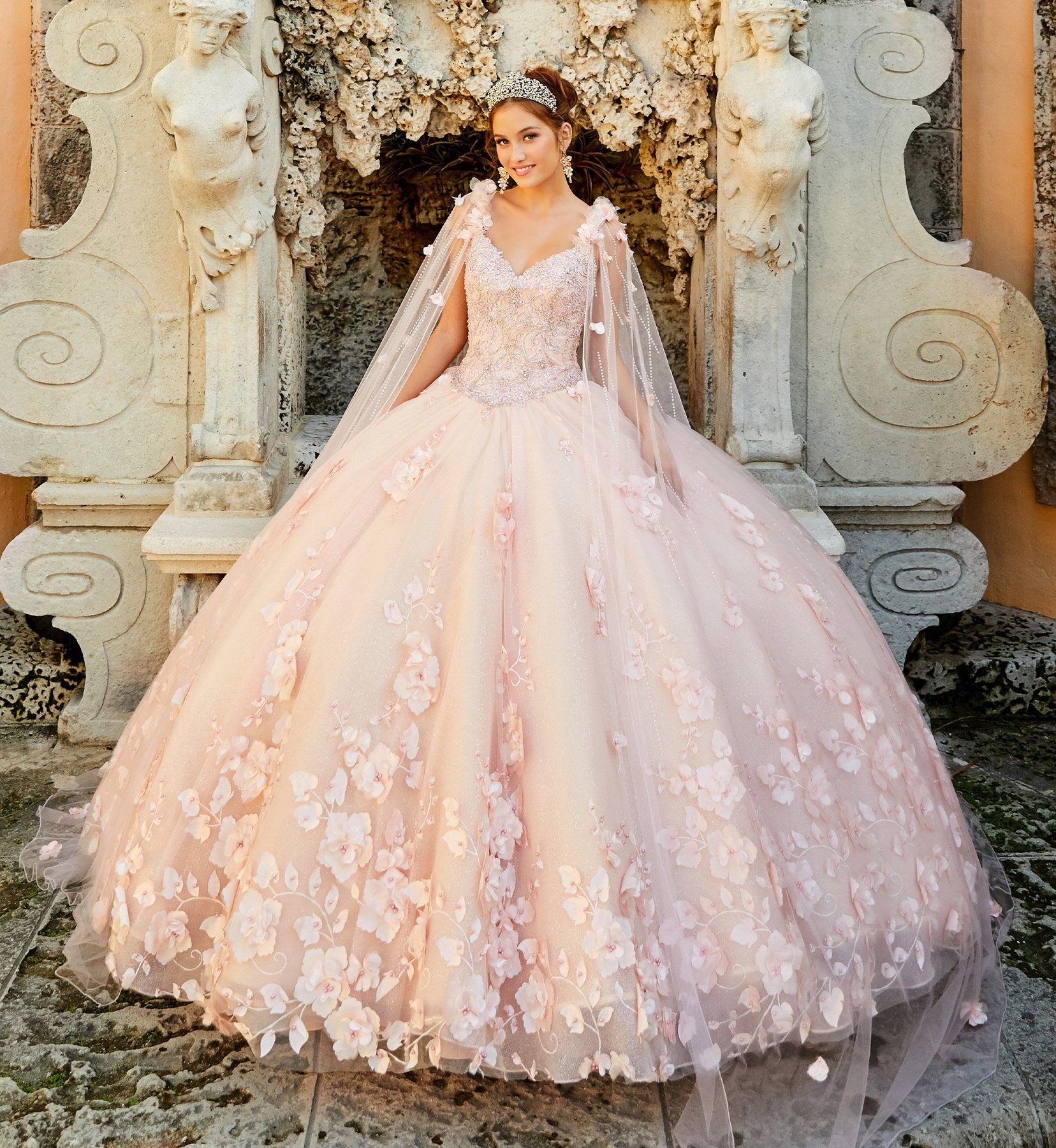 Pretty Princesa 3D Flowers Pearl Detachable Cape Watteau Blush Pink Mexicano Sweet 16 Quinceanera Dress Ball Gown 2021 Spring New Arrivals, Off white
Pretty Princesa 3D Flowers Pearl Detachable Cape Watteau Blush Pink Mexicano Sweet 16 Quinceanera Dress Ball Gown 2021 Spring New Arrivals, Off white
