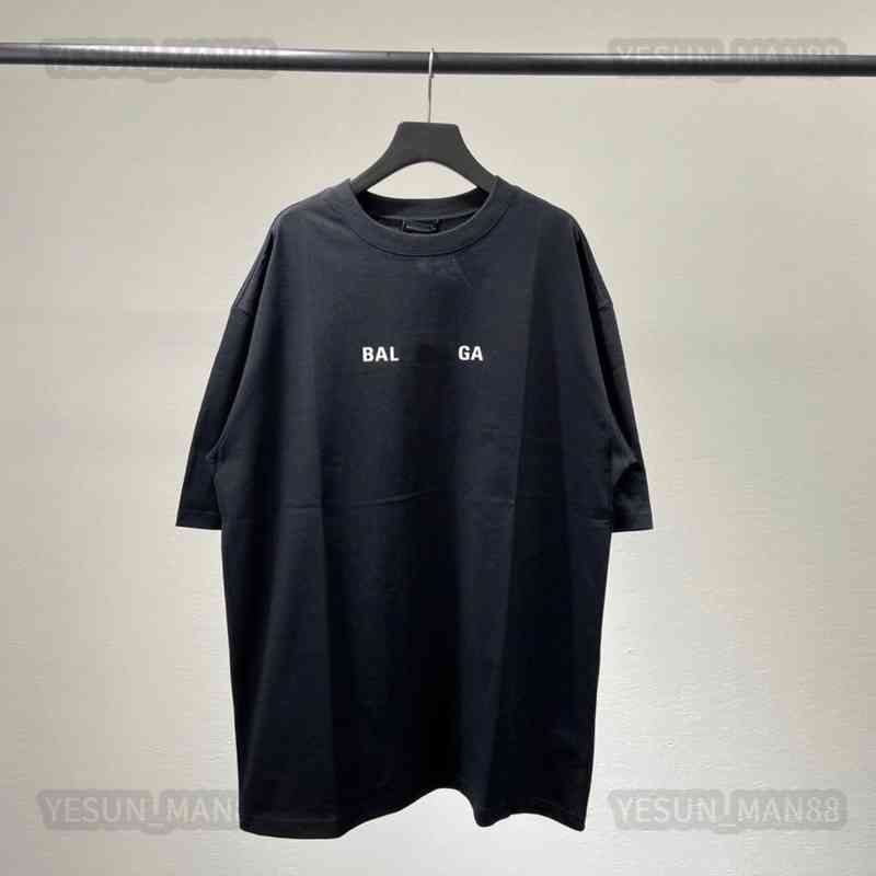 T Shirts Designer Luxury Spring And Summer Balencaigas Letter Printed T Shirt Mens And Womens Couple Loose Short Sleeve Top Various Styles, 20
T Shirts Designer Luxury Spring And Summer Balencaigas Letter Printed T Shirt Mens And Womens Couple Loose Short Sleeve Top Various Styles, 20
