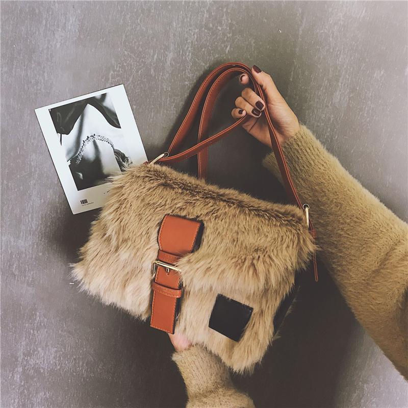 Fur Bag Crossbody Handbags For Women 2021 Fluffy Pouch Bolsos Para Mujer Torebka Listonoszka Furry Pochette Tasche, Black 
Fur Bag Crossbody Handbags For Women 2021 Fluffy Pouch Bolsos Para Mujer Torebka Listonoszka Furry Pochette Tasche, Black