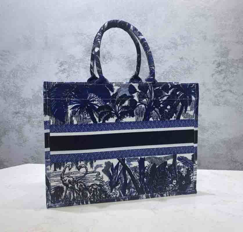 Fashion Women Shipping Bag 20AW New Arrival Top Hot Female Designers Lady Style Luxurys Handbags Street Element Print Grace Shoulder bags
Fashion Women Shipping Bag 20AW New Arrival Top Hot Female Designers Lady Style Luxurys Handbags Street Element Print Grace Shoulder bags