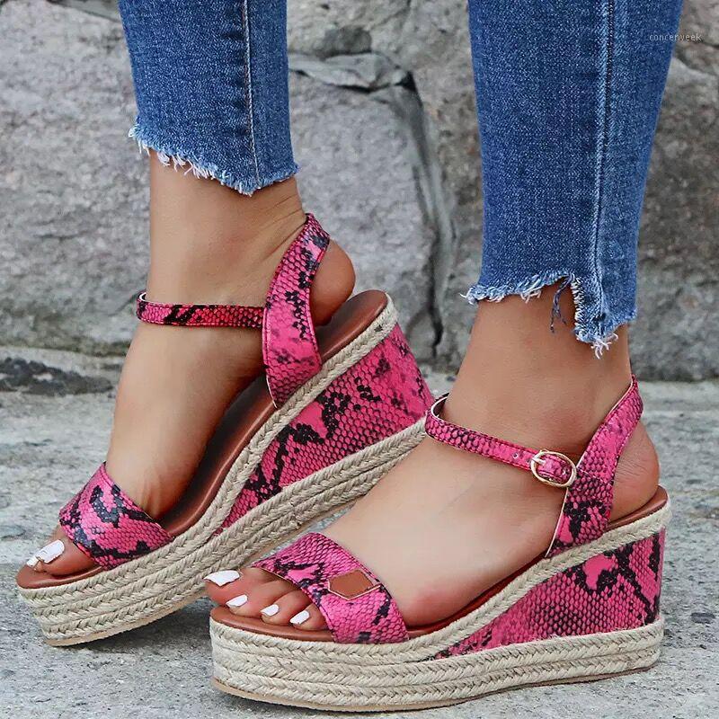 2020 Plus Size Buckle Straw Wedge Women Roman Sandals High Heel Leopard Print Platform Fashion Female Shoes soulier femme1, Beige
2020 Plus Size Buckle Straw Wedge Women Roman Sandals High Heel Leopard Print Platform Fashion Female Shoes soulier femme1, Beige