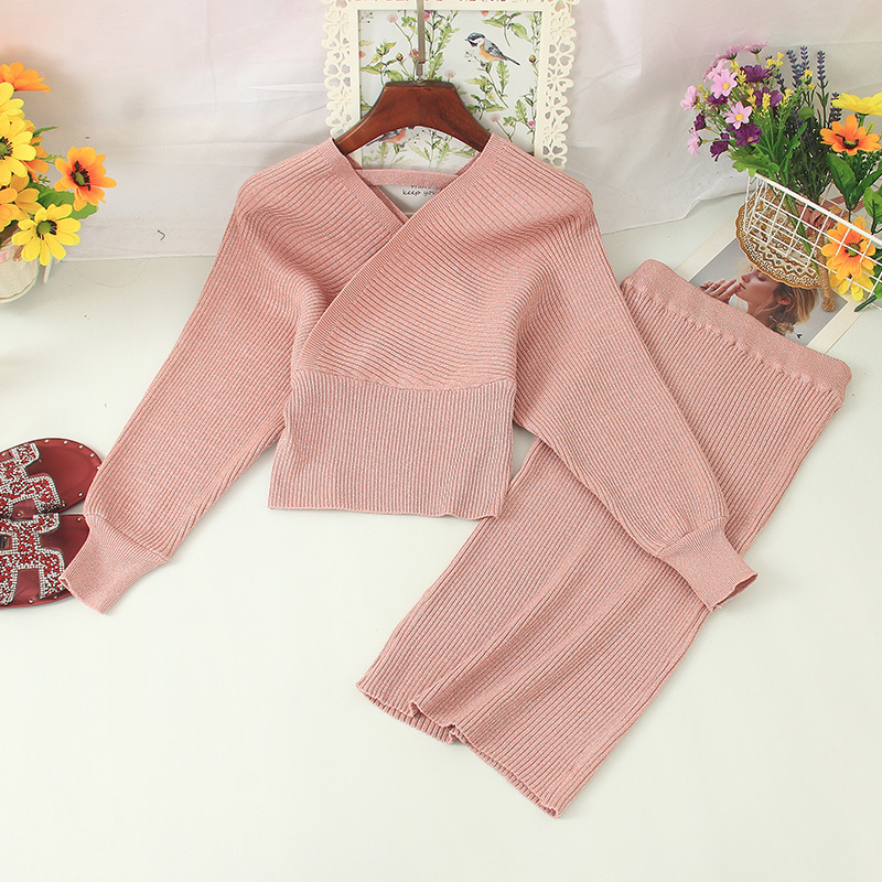 Ly Varey Lin Women Sexy Vneck Knitted Skirt Suits Autumn Winter Batwing Sleeve 2 Pieces Elegant Office Lady Knitting Suit Set 201102