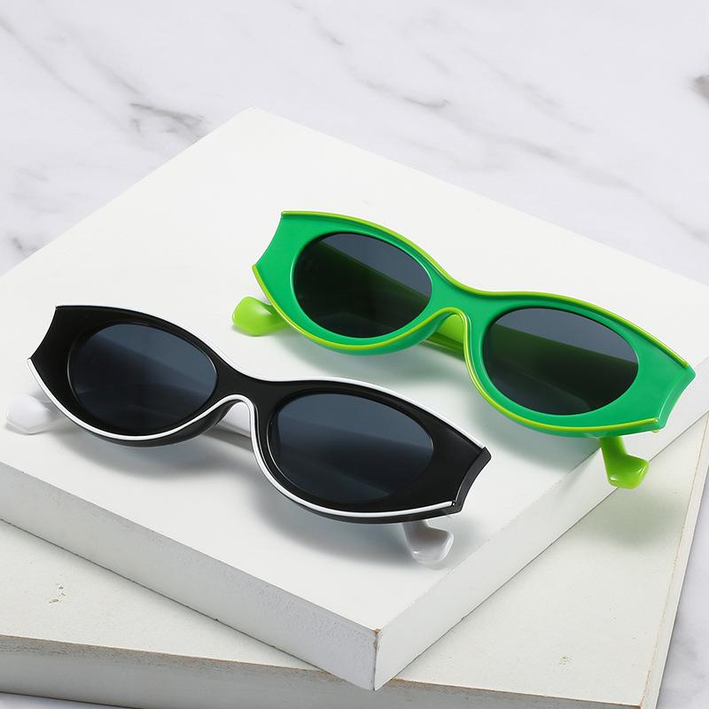 2021 New Fashion Oval Sunglasses Men Women Color Lens Green Blue Frame Luxury Metal Brand Designer Cool Sunglasses NX
2021 New Fashion Oval Sunglasses Men Women Color Lens Green Blue Frame Luxury Metal Brand Designer Cool Sunglasses NX