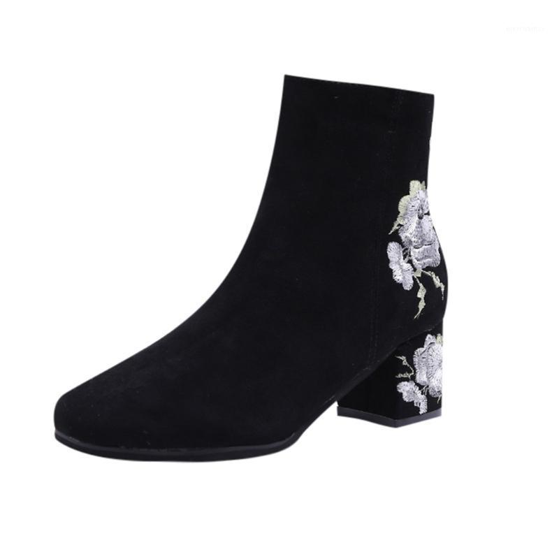 Dropshipping Boots Women Embroider High Ankle Shoes Boots Black Flock Round Toe Zipper Red White Flower Shoes Ladies Short Boot1
Dropshipping Boots Women Embroider High Ankle Shoes Boots Black Flock Round Toe Zipper Red White Flower Shoes Ladies Short Boot1