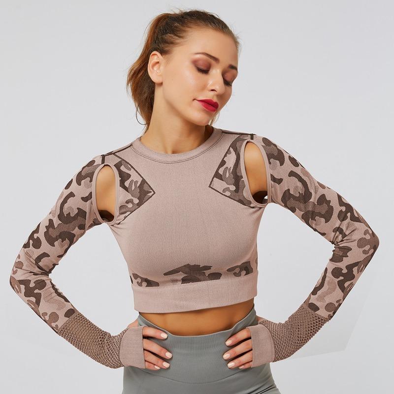 Camo Sport Shirts Fitness Woman Longsleeve Sports Shirts Women Women Long Sleeve Shirt Sports Crop Top Yoga Clothes Gym Tops
Camo Sport Shirts Fitness Woman Longsleeve Sports Shirts Women Women Long Sleeve Shirt Sports Crop Top Yoga Clothes Gym Tops