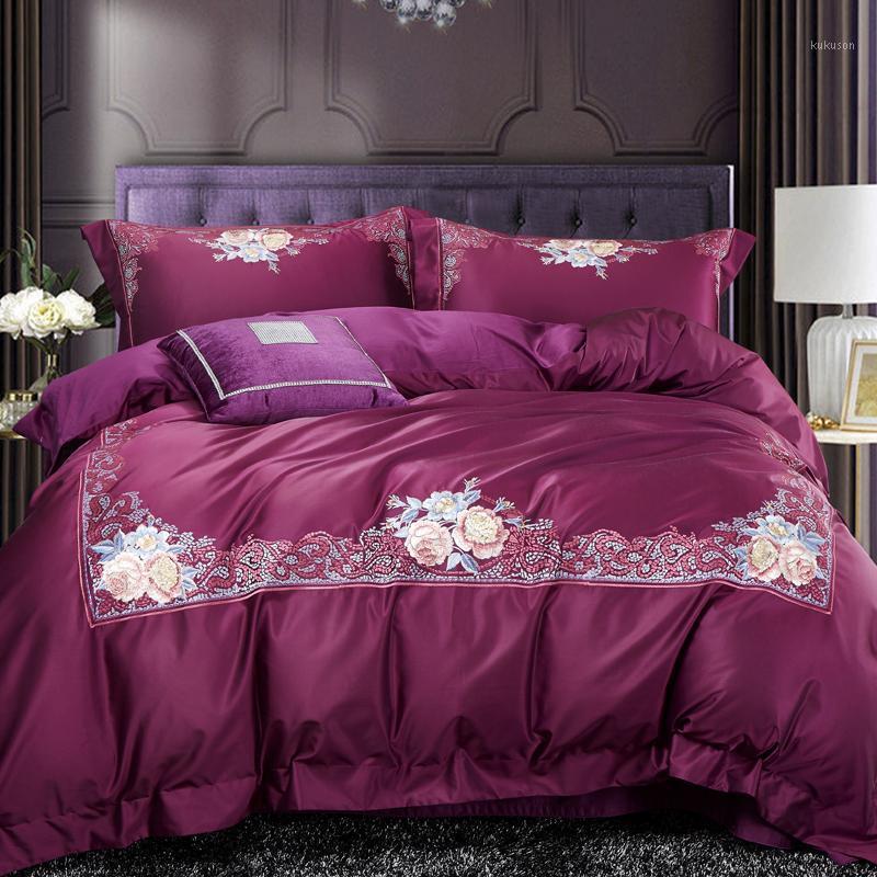 4pcs Apricot color red flower Embroidery Bedding Sets Queen King size Duvet cover Egyptian cotton Bed sheets set Pillowcase1
4pcs Apricot color red flower Embroidery Bedding Sets Queen King size Duvet cover Egyptian cotton Bed sheets set Pillowcase1