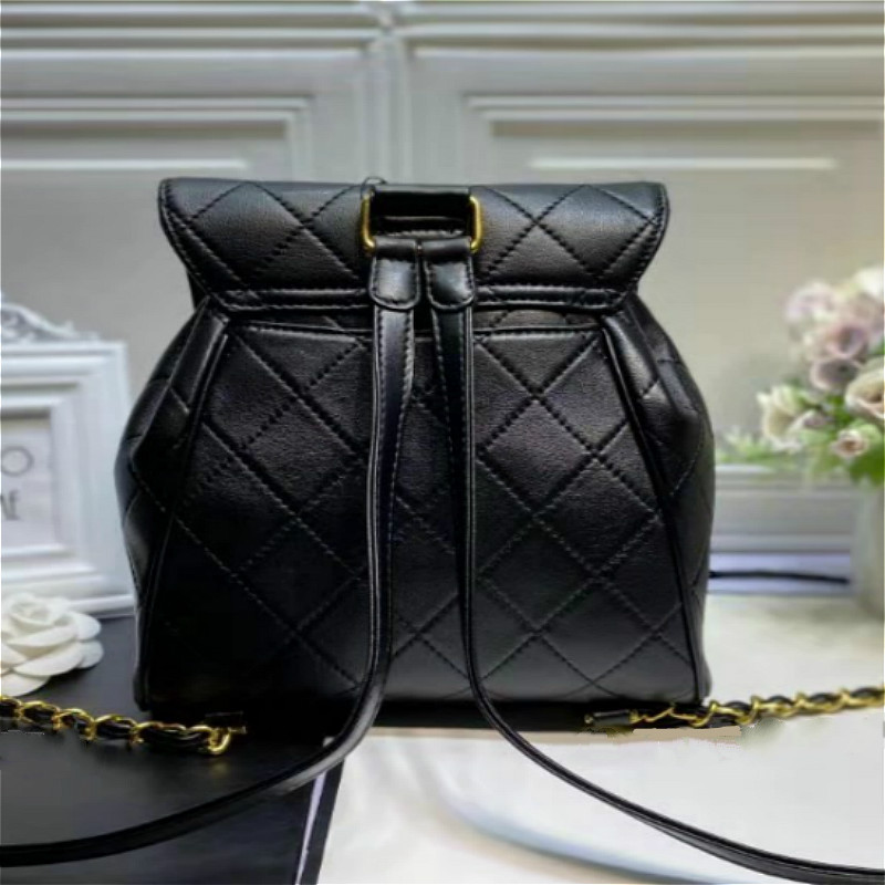 2021 Top Quality Backpack luxurys designers backpacks Purse shoulder bag women Fashion School Bags pochette tote handbag Crossbody ultra-large capacity, Champagne.
2021 Top Quality Backpack luxurys designers backpacks Purse shoulder bag women Fashion School Bags pochette tote handbag Crossbody ultra-large capacity, Champagne.