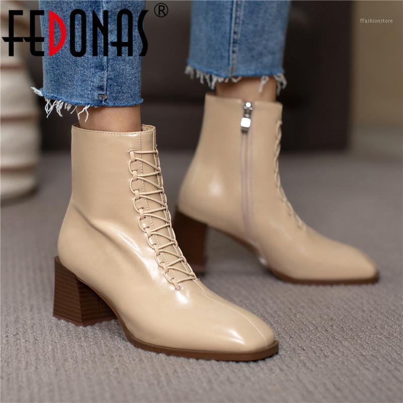FEDONAS Women Short Autumn Winter Warm Boots For Girls Side Zipper Shoes Woman Heels 2021 Genuine Leather Women Ankle Boots1, Blackd
FEDONAS Women Short Autumn Winter Warm Boots For Girls Side Zipper Shoes Woman Heels 2021 Genuine Leather Women Ankle Boots1, Blackd