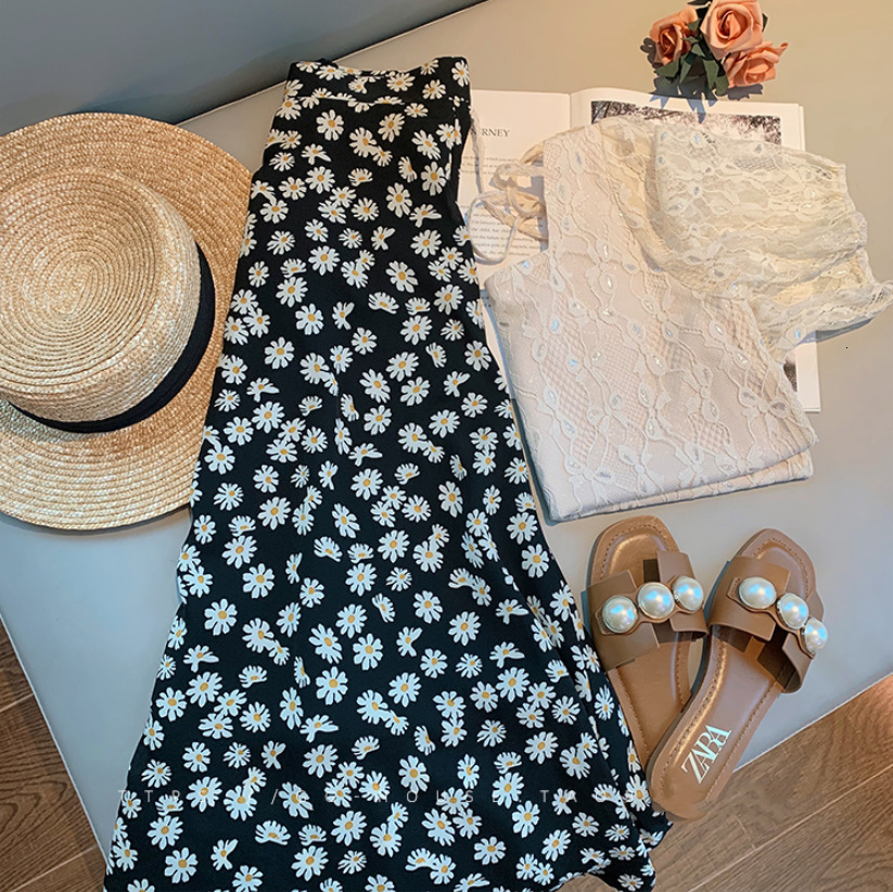 2021 New Spring and female small daisy print chiffon summer break the flower middle length skirt children I4R9
2021 New Spring and female small daisy print chiffon summer break the flower middle length skirt children I4R9
