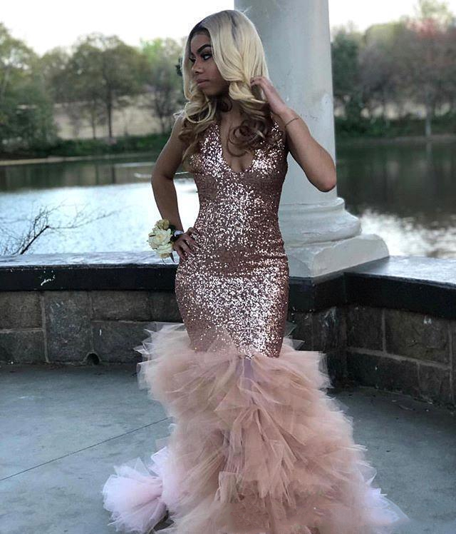 Sparkle Rose Gold Sequined Mermaid Prom Dresses For African Black Girls 2022 V-Neck Ruffles Tiered Skirt Long Evening Gowns Special Occasion Dress Pag